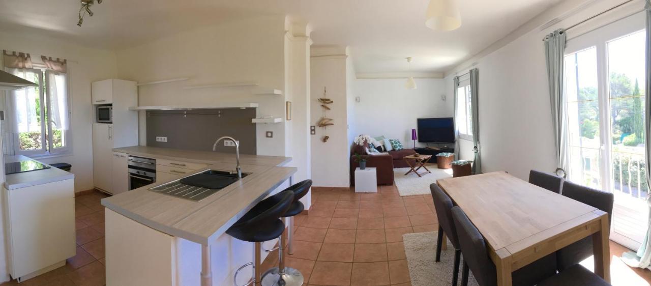 Bed,Kitchen And Swimming Pool Villa Esterel Saint-Raphaël Eksteriør bilde